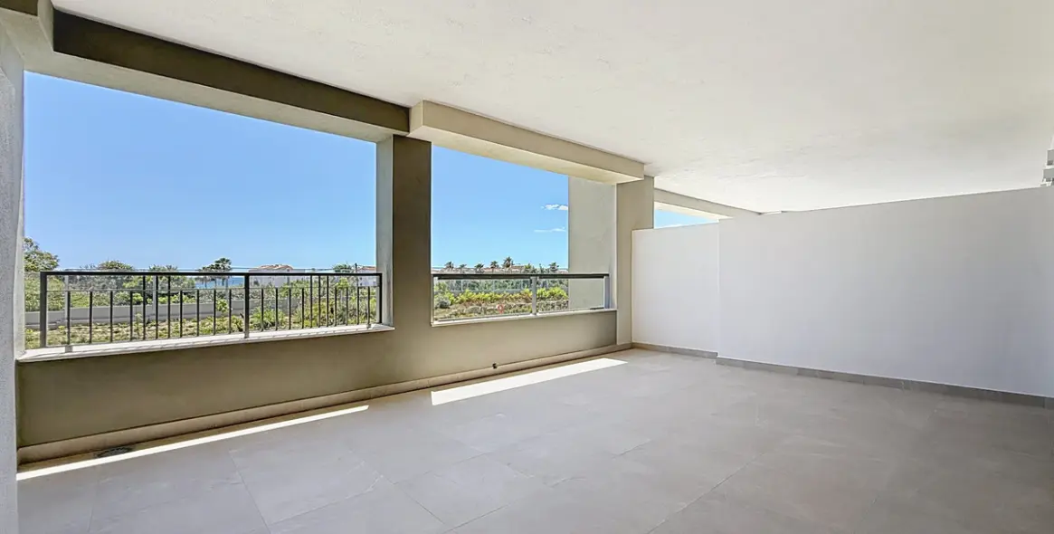 Продажа апартаментов на среднем этаже в Doña Julia 2