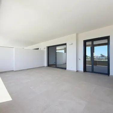 Продажа апартаментов на среднем этаже в Doña Julia