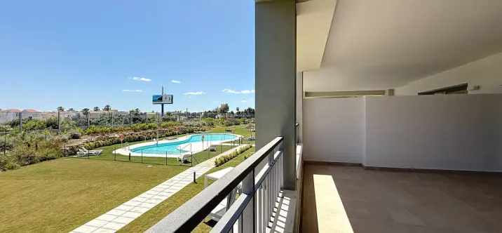 Продажа апартаментов на среднем этаже в Doña Julia 4