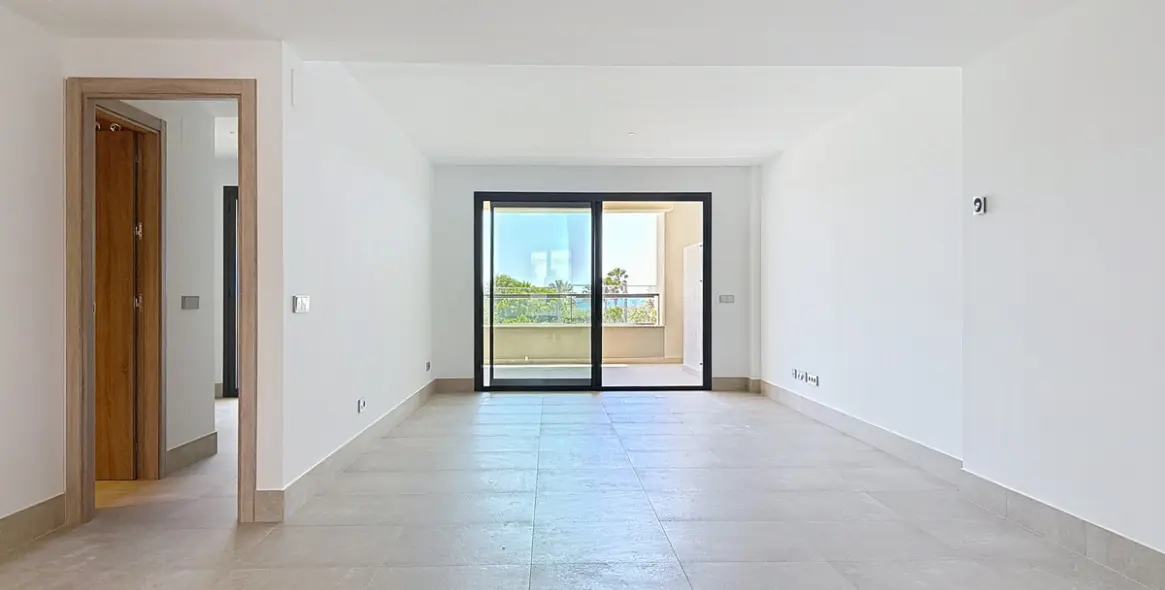 Продажа апартаментов на среднем этаже в Doña Julia 6