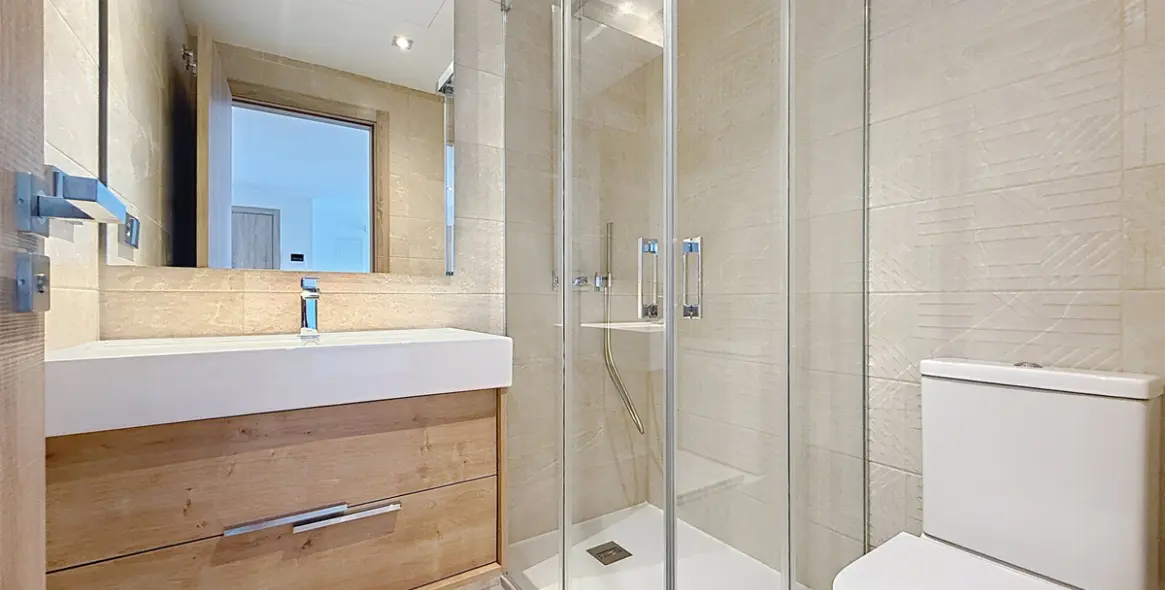 Продажа апартаментов на среднем этаже в Doña Julia 14