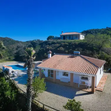 Sale of detached villa in Arenas