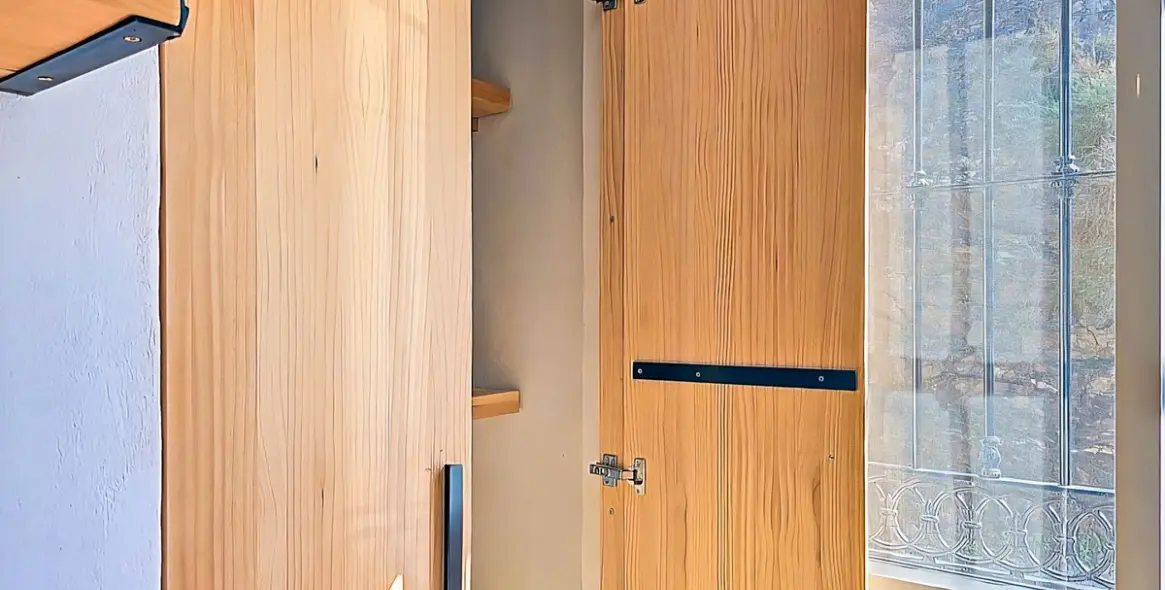 Sale of detached villa in Arenas 17