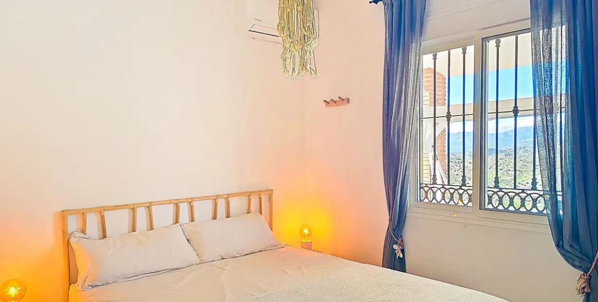 Sale of detached villa in Arenas 22