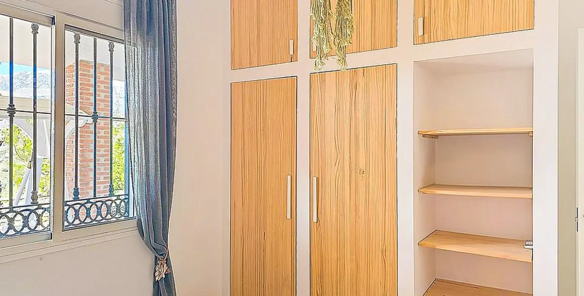 Sale of detached villa in Arenas 24