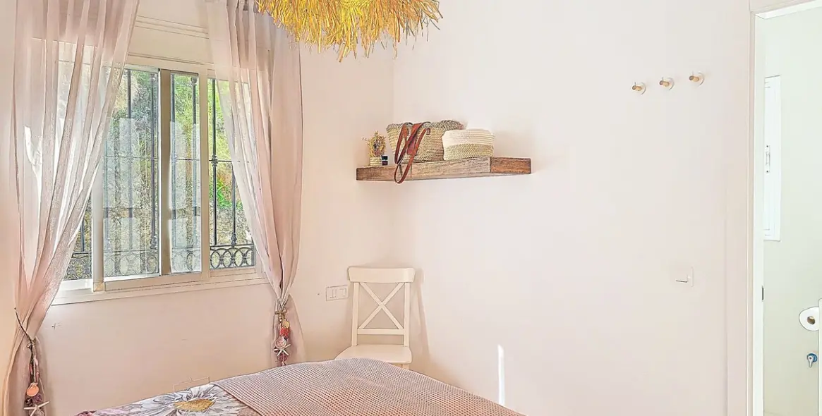 Sale of detached villa in Arenas 29