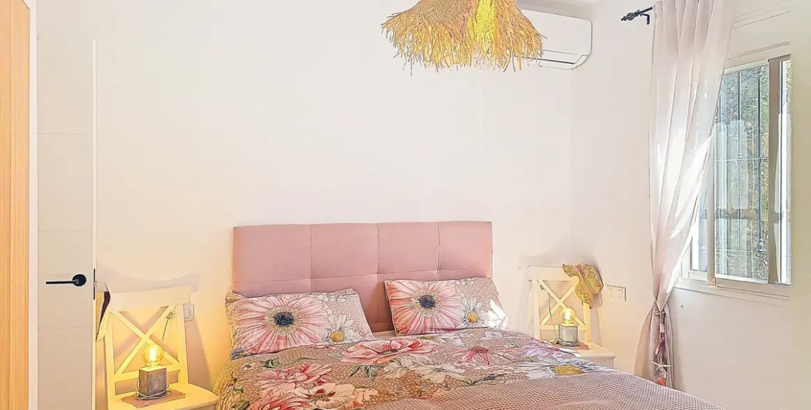 Sale of detached villa in Arenas 30