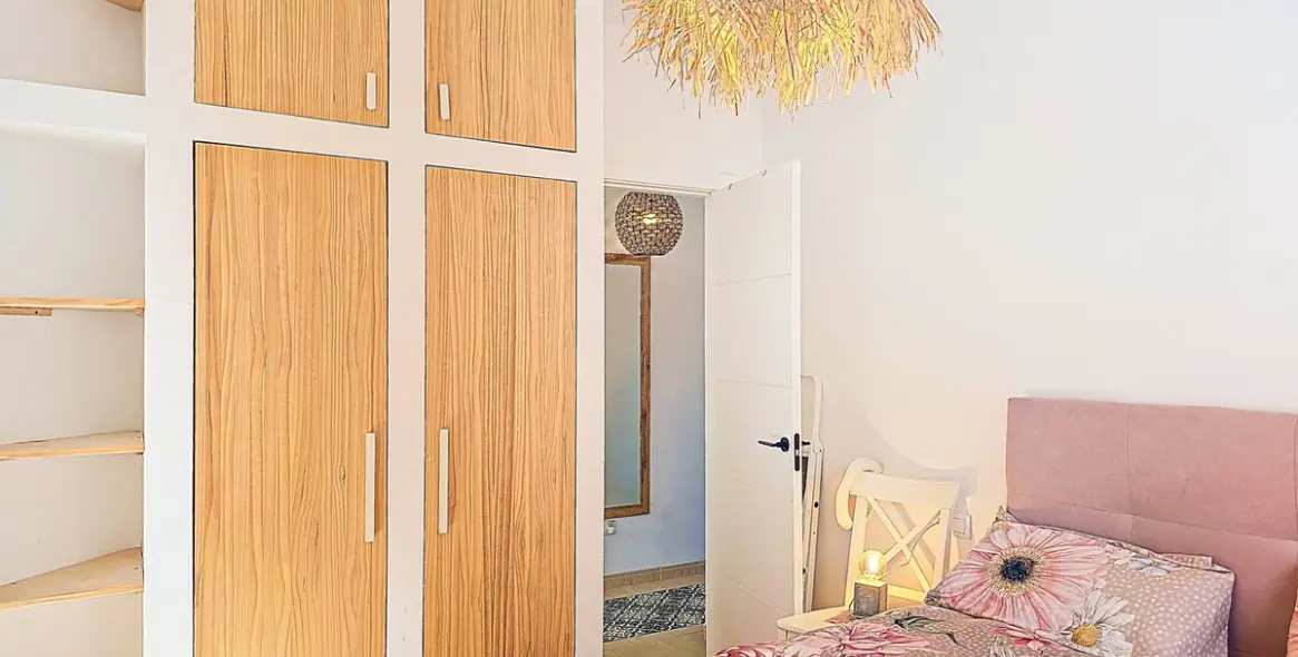 Sale of detached villa in Arenas 31