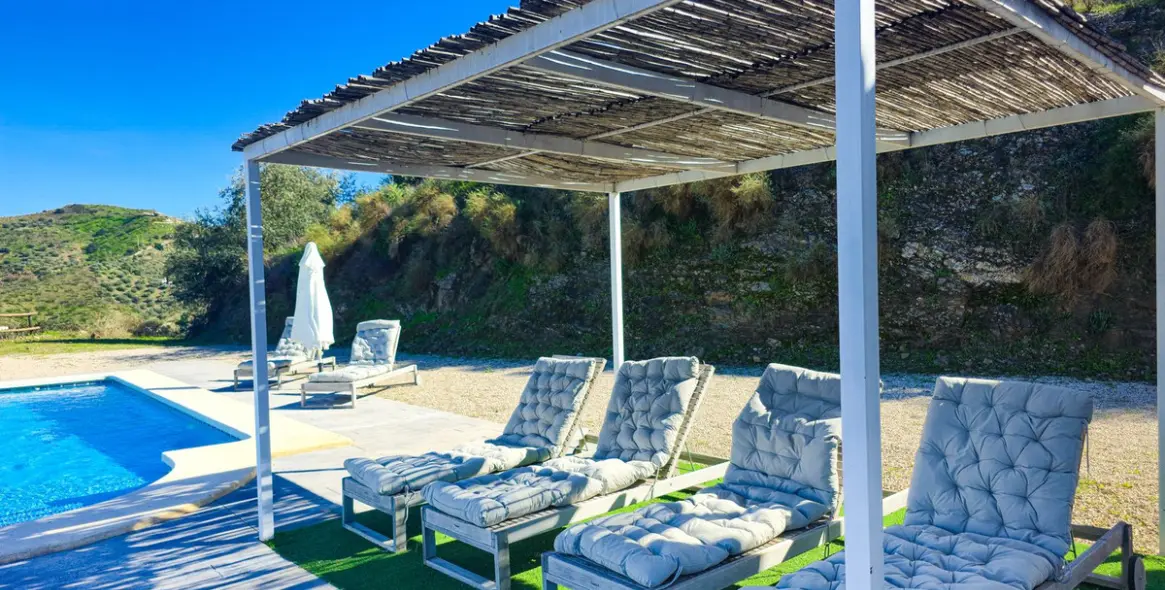 Sale of detached villa in Arenas 39