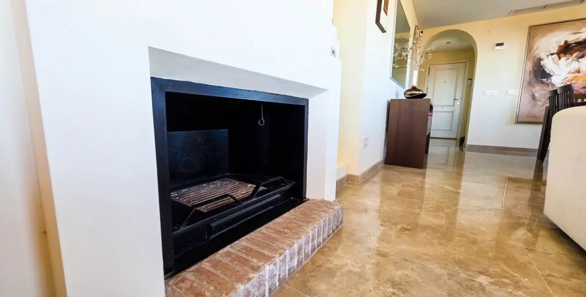 Sale of penthouse in La Duquesa 16