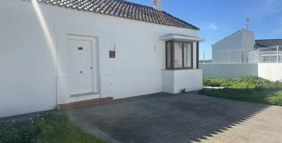 Продажа таунхауса в Doña Julia 3