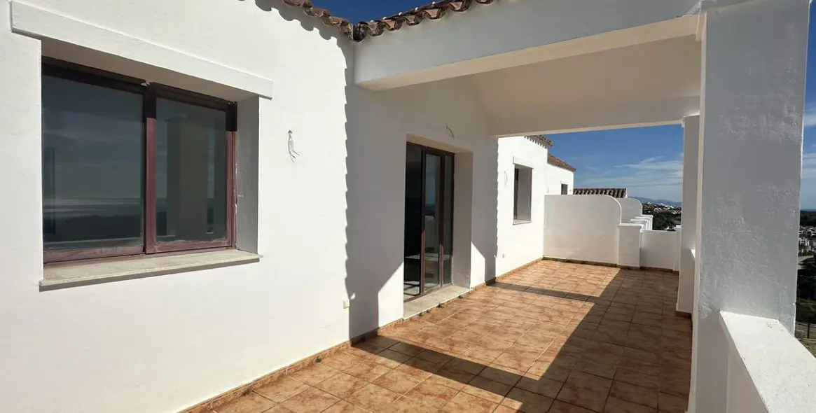 Продажа таунхауса в Doña Julia 19