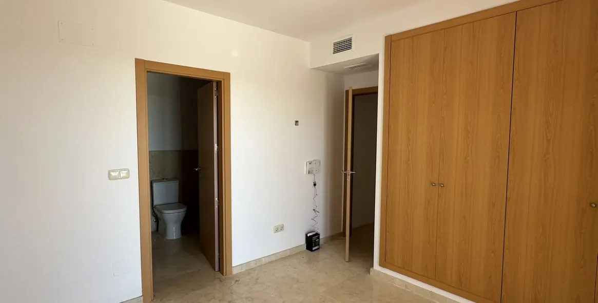 Продажа таунхауса в Doña Julia 37