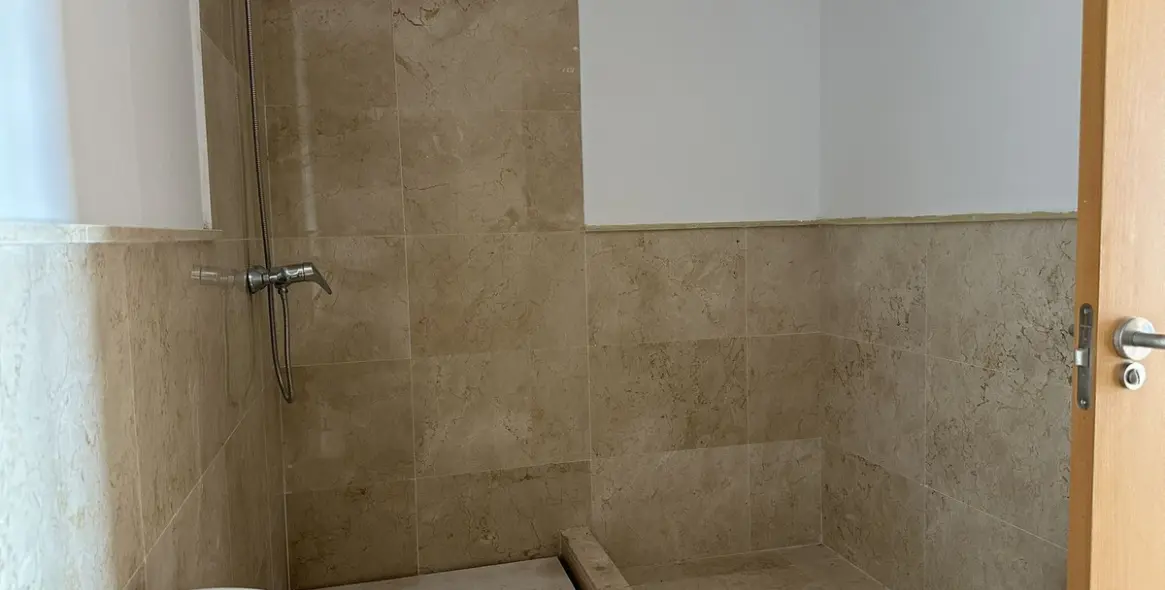 Продажа таунхауса в Doña Julia 38