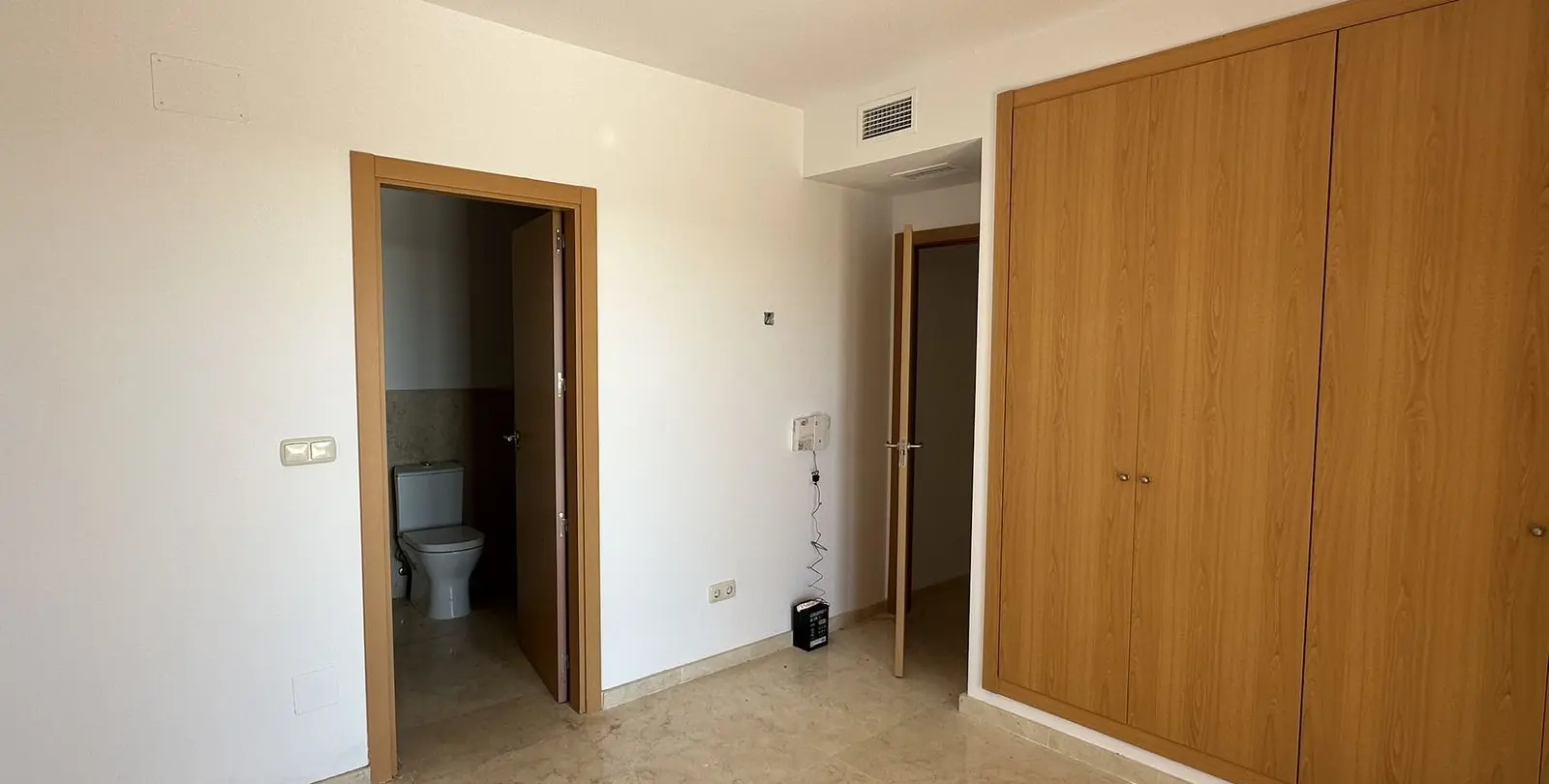 Продажа таунхауса в Doña Julia 37