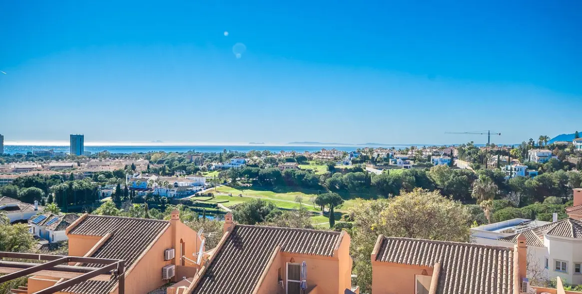 Продажа пентхауса в Elviria 16