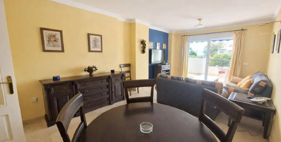 Продажа апартаментов на среднем этаже в Puerto Banús 6