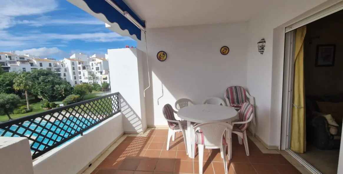 Продажа апартаментов на среднем этаже в Puerto Banús 8