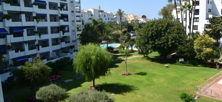 Продажа апартаментов на среднем этаже в Puerto Banús 2