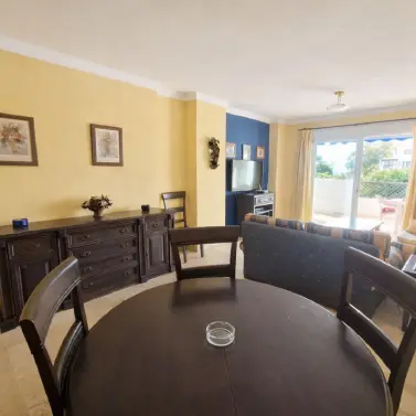 Продажа апартаментов на среднем этаже в Puerto Banús