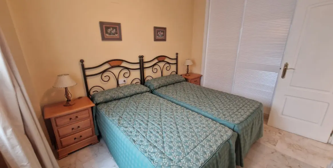 Продажа апартаментов на среднем этаже в Puerto Banús 20