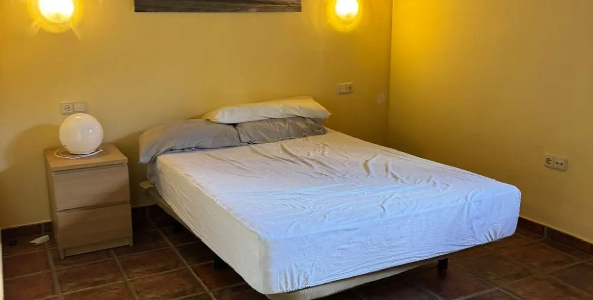 Sale of detached villa in Estepona 8