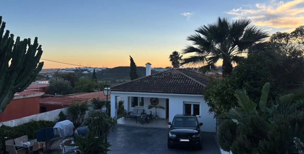 Продажа  отдельно стоящей виллы в La Cala de Mijas 1