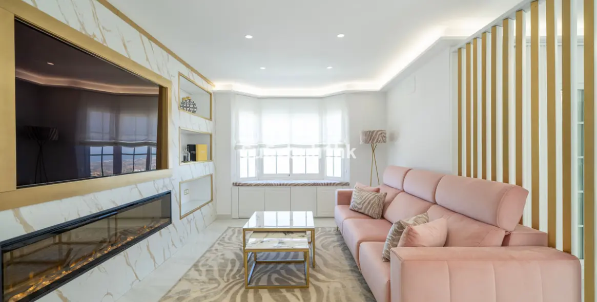 Продажа таунхауса в La Mairena 8