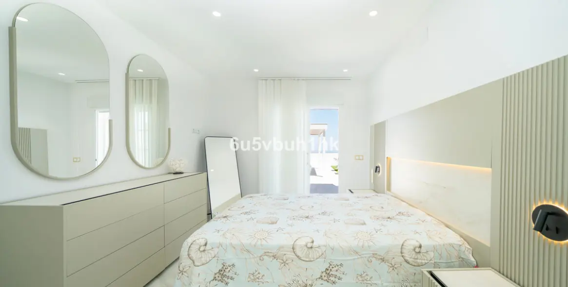 Продажа таунхауса в La Mairena 13