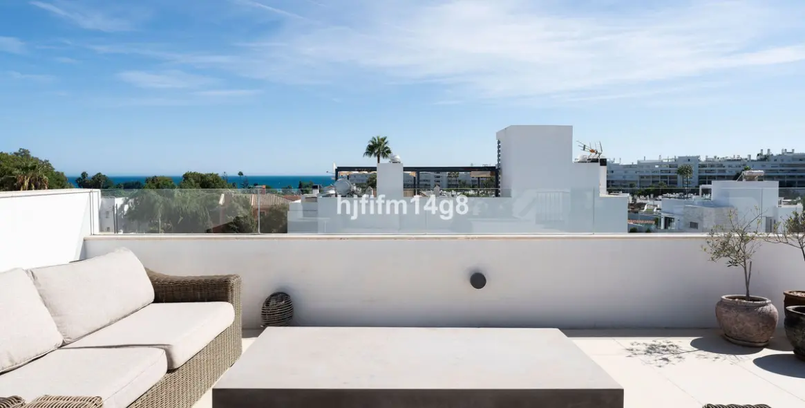 Продажа  отдельно стоящей виллы в San Pedro de Alcántara 5