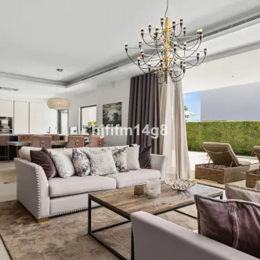 Venta de villa independiente en San Pedro de Alcántara