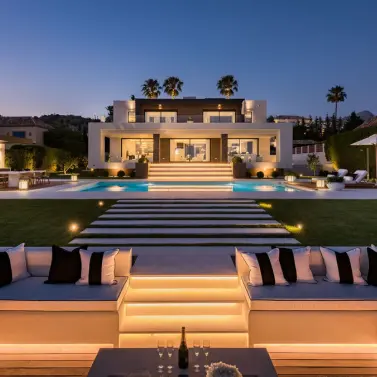 Short-term rent of detached villa in Marbella