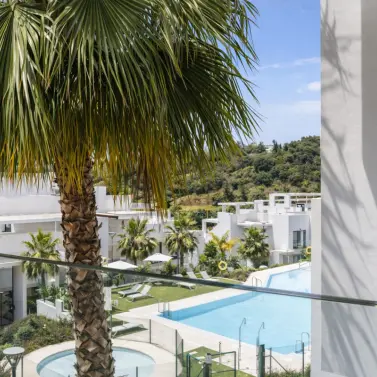 Долгосрочная аренда апартаментов на среднем этаже в Atalaya