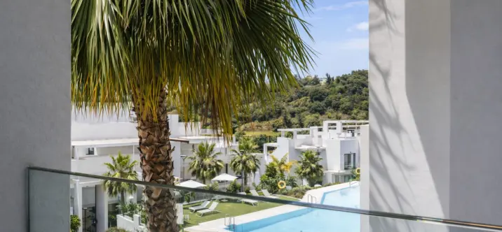 Долгосрочная аренда апартаментов на среднем этаже в Atalaya 3