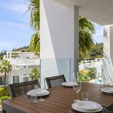 Долгосрочная аренда апартаментов на среднем этаже в Atalaya