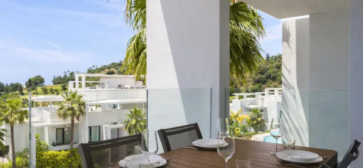 Долгосрочная аренда апартаментов на среднем этаже в Atalaya 4