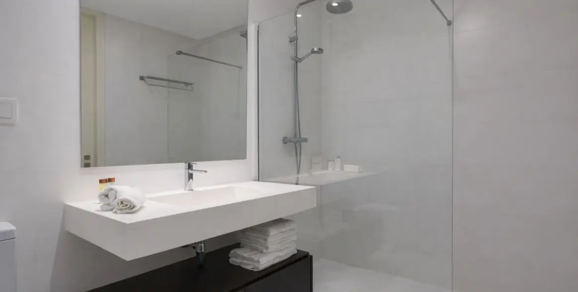 Долгосрочная аренда апартаментов на среднем этаже в Atalaya 15