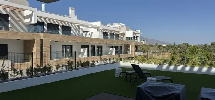 Long-term rent of ground floor apartment in Atalaya 2