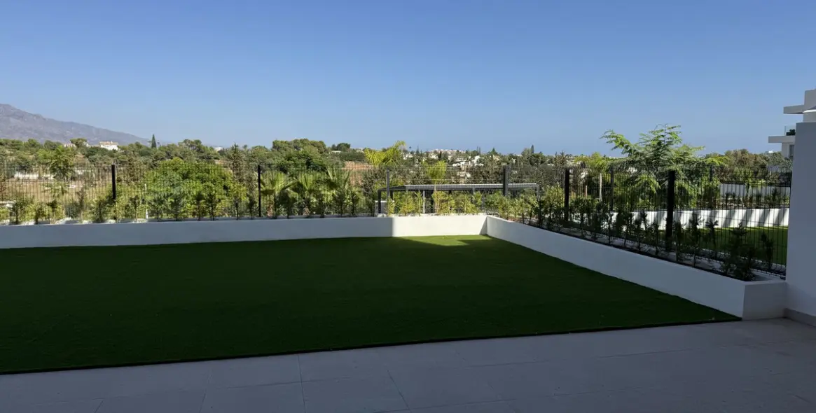 Long-term rent of ground floor apartment in Atalaya 4