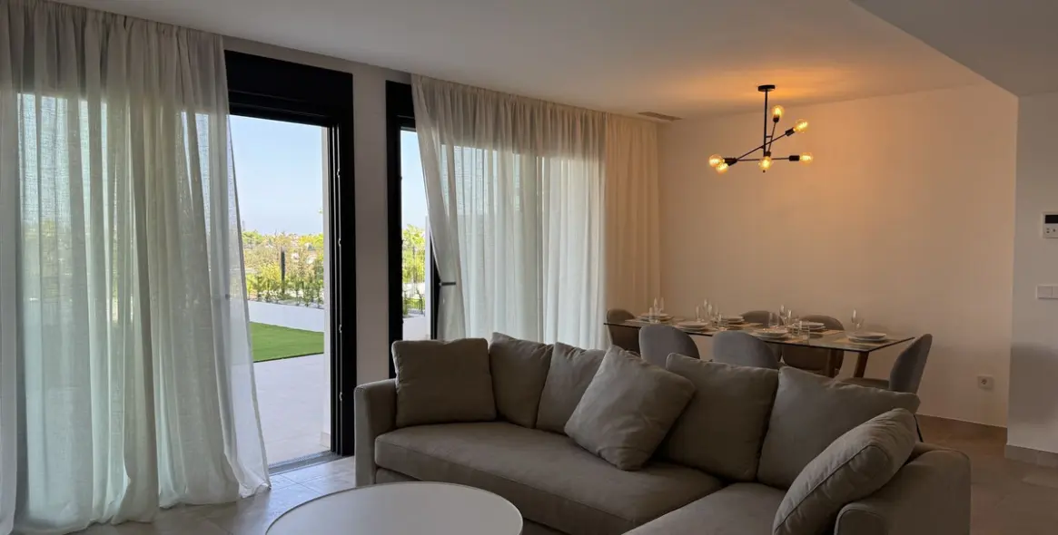 Long-term rent of ground floor apartment in Atalaya 5