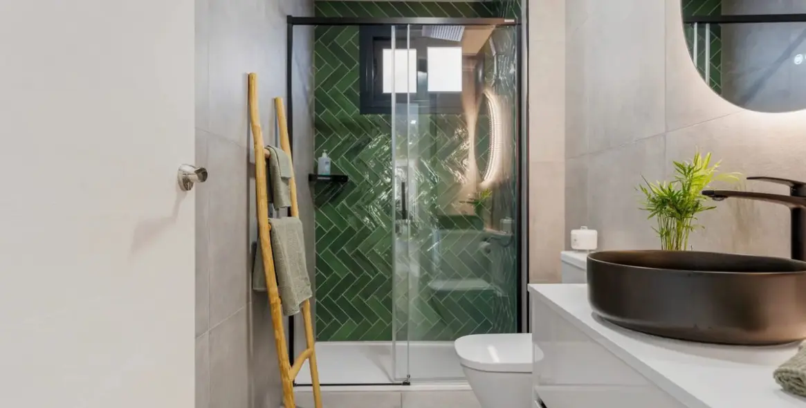 Продажа апартаментов на среднем этаже в Estepona 11