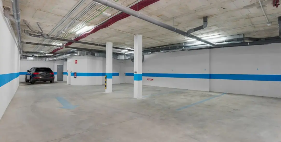 Продажа апартаментов на среднем этаже в Estepona 18