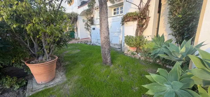 Продажа таунхауса в Estepona 1