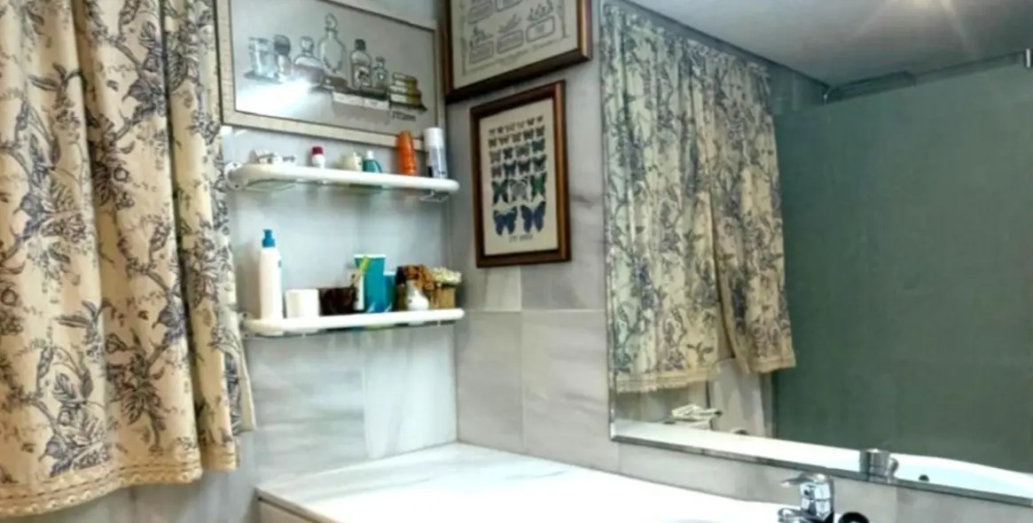 Sale of townhouse in Estepona 11