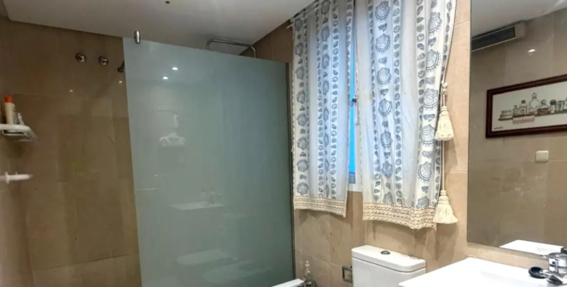 Sale of townhouse in Estepona 19