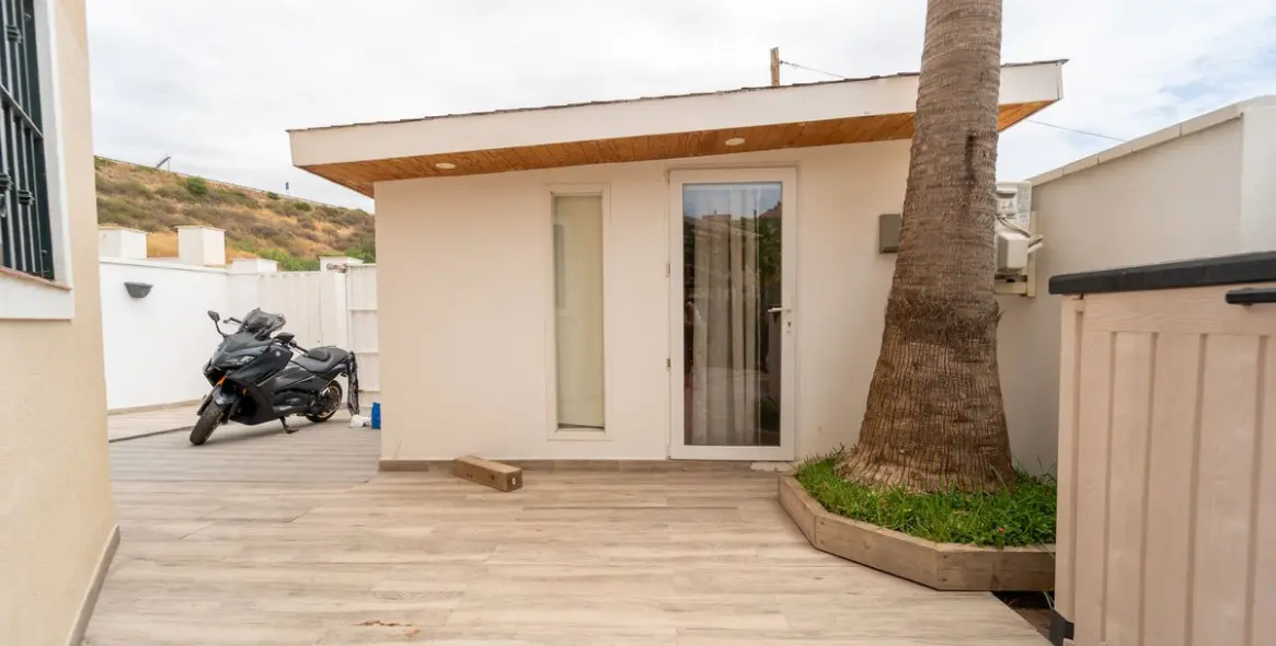 Sale of townhouse in Riviera del Sol 14