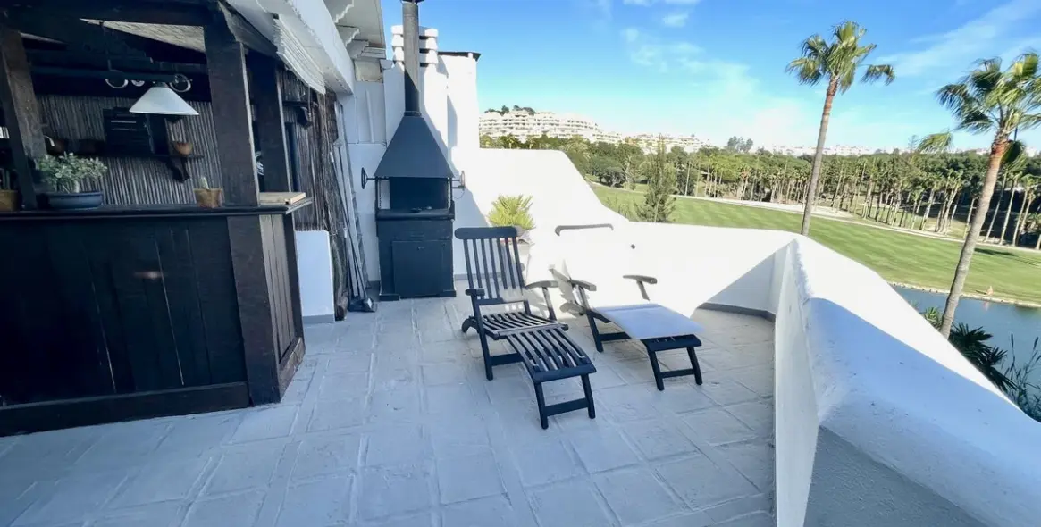 Sale of townhouse in Benalmadena 1