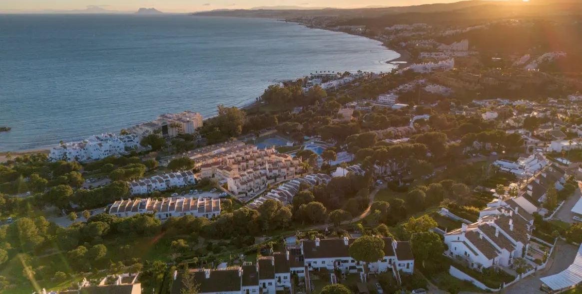 Sale of townhouse in Estepona 11