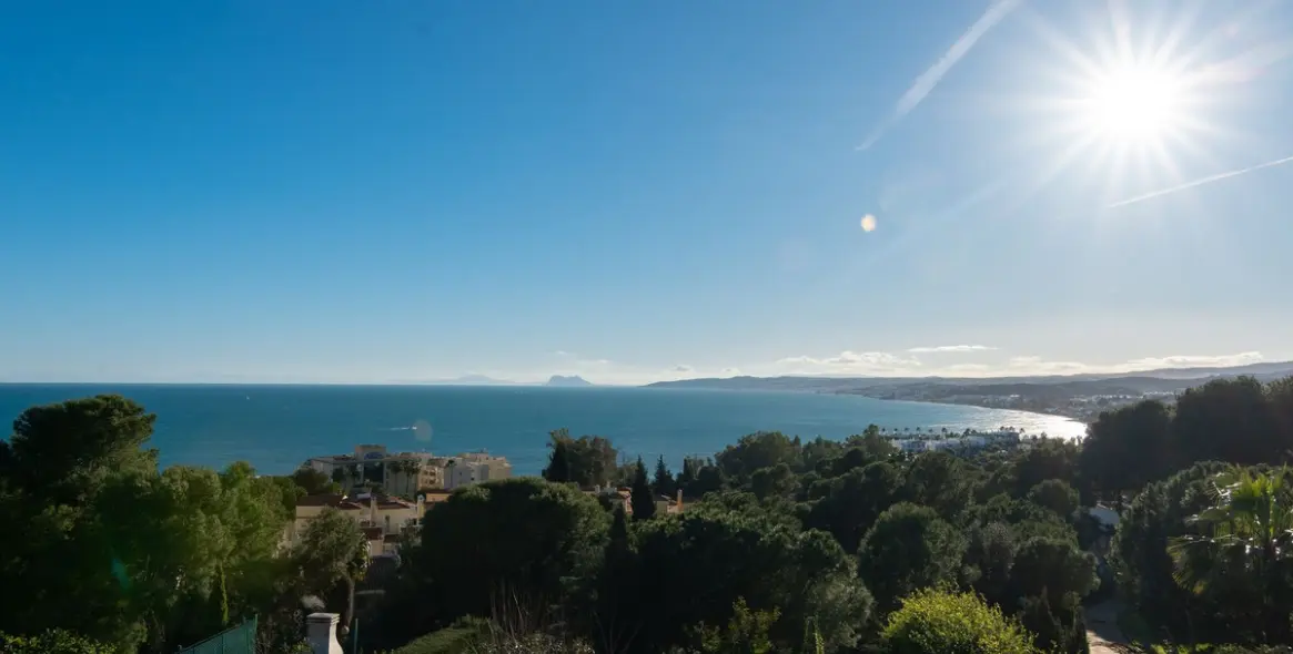 Sale of townhouse in Estepona 21