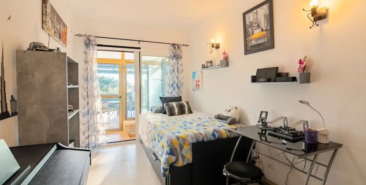 Sale of townhouse in Estepona 23